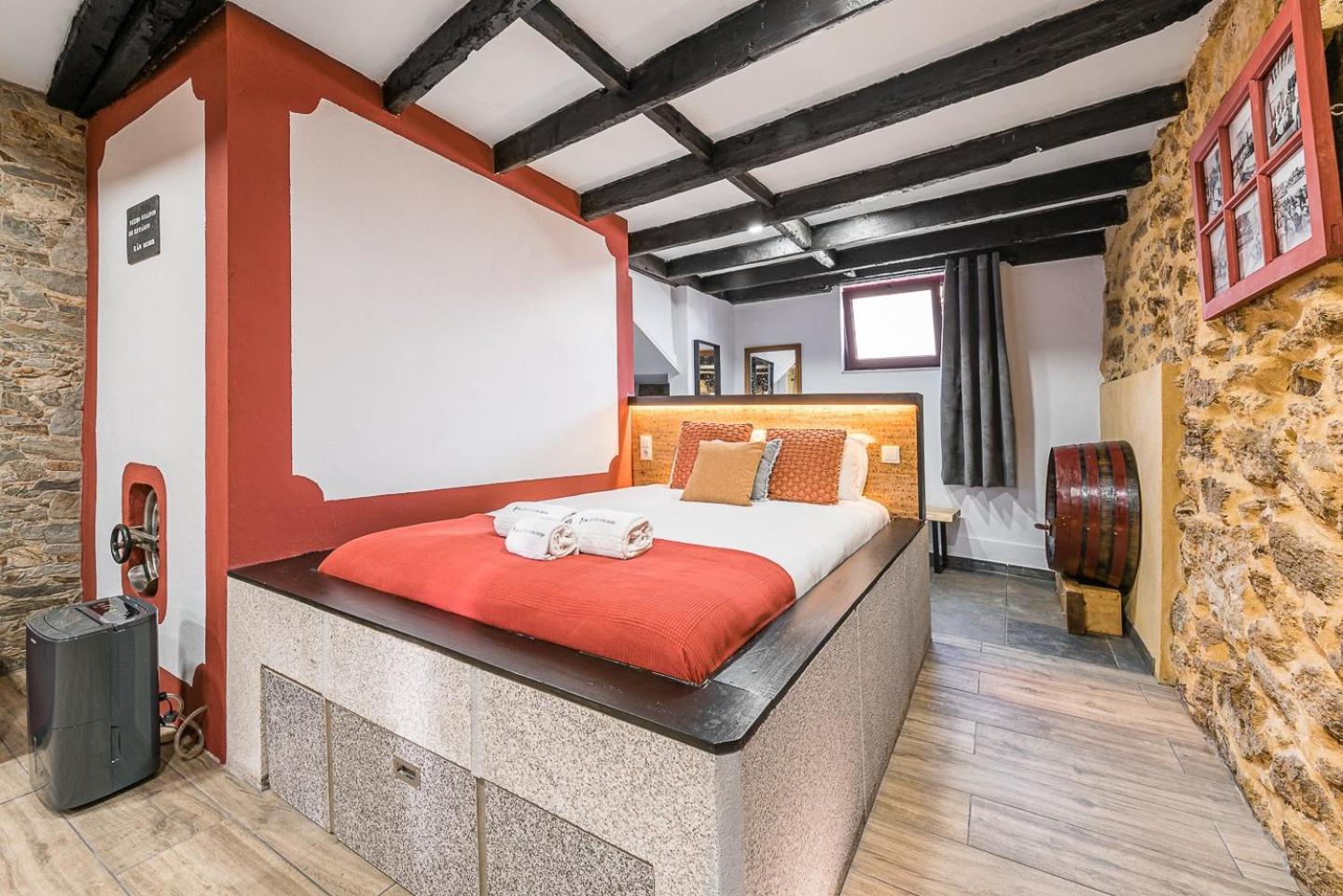 Hotel GuestReady - Sleeping Cellar Vila Nova de Gaia Esterno foto