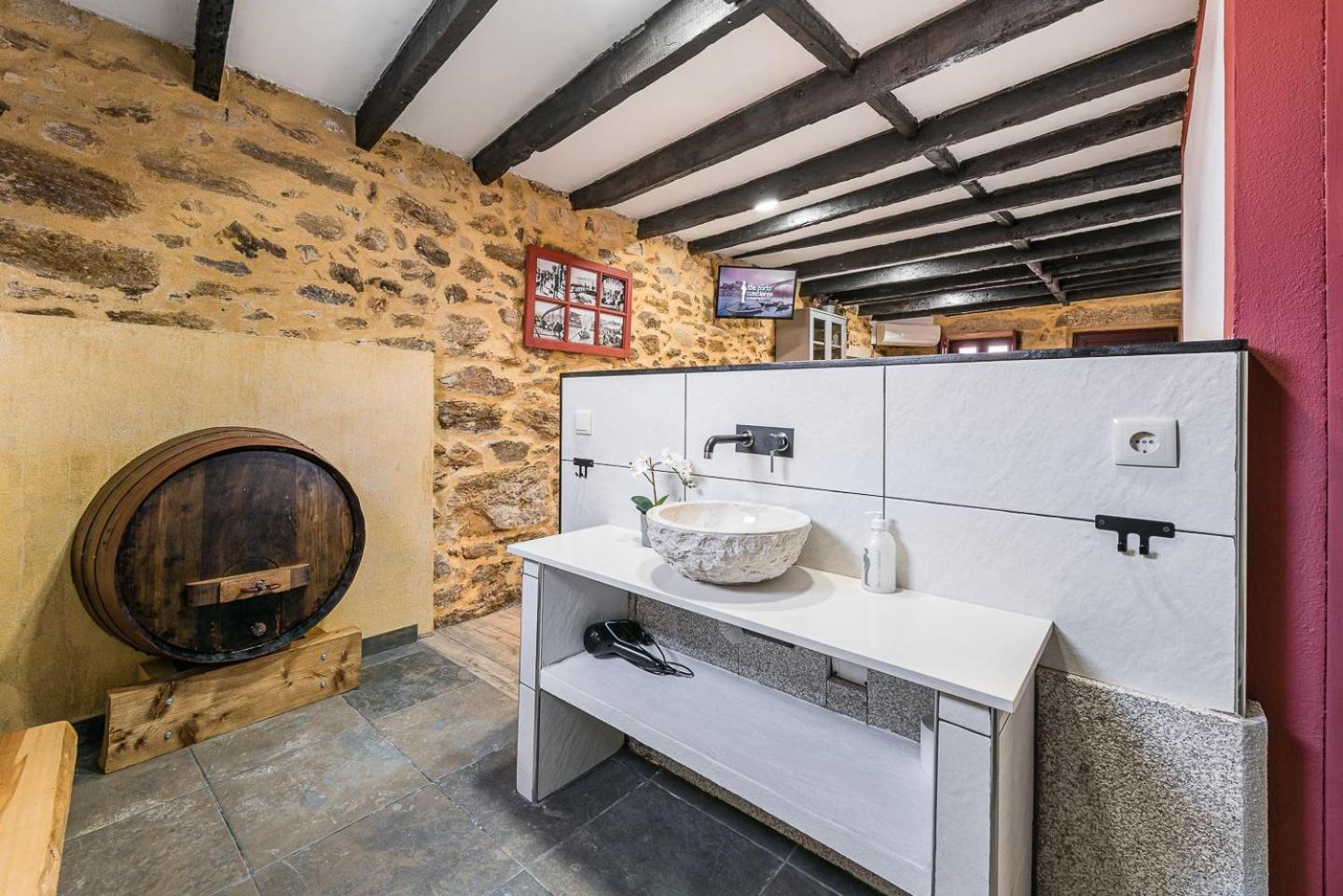 Hotel GuestReady - Sleeping Cellar Vila Nova de Gaia Esterno foto